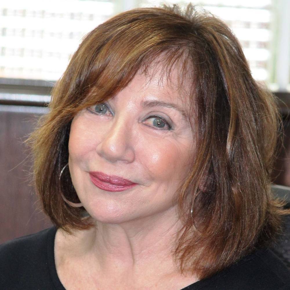 Meet your Posher, Sharon